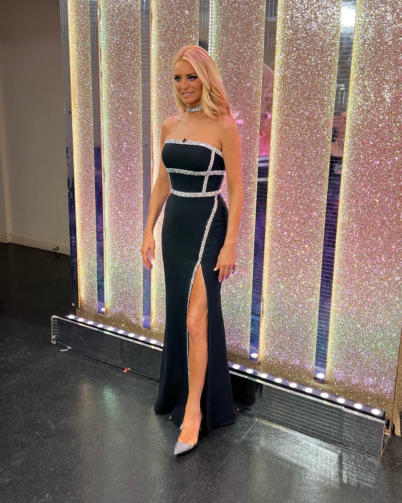 Tess Daly wears Suzanne Neville for the Strictly Final 2022