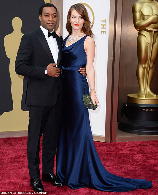 Sari Mercer wears Suzanne Neville to the Oscars with partner Chiwetel Ejiofor